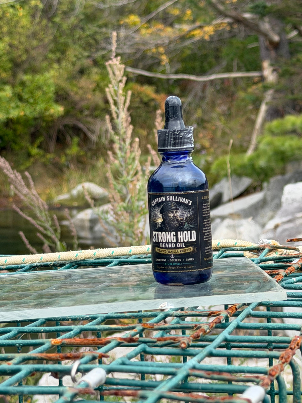 STRONG HOLD BEARD OIL